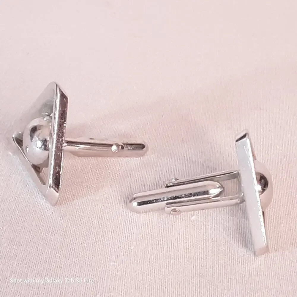 💎Silver Tone Cuff Links Geometric Ball In Triangle